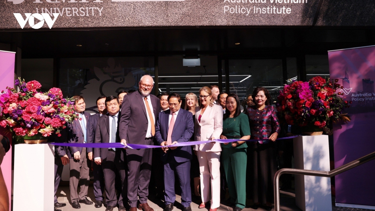 Government chief cuts ribbon to inaugurate Australia-Vietnam Policy Institute